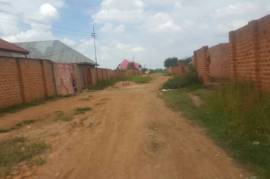 Parcelle avec chantier de maisons - Lubumbashi